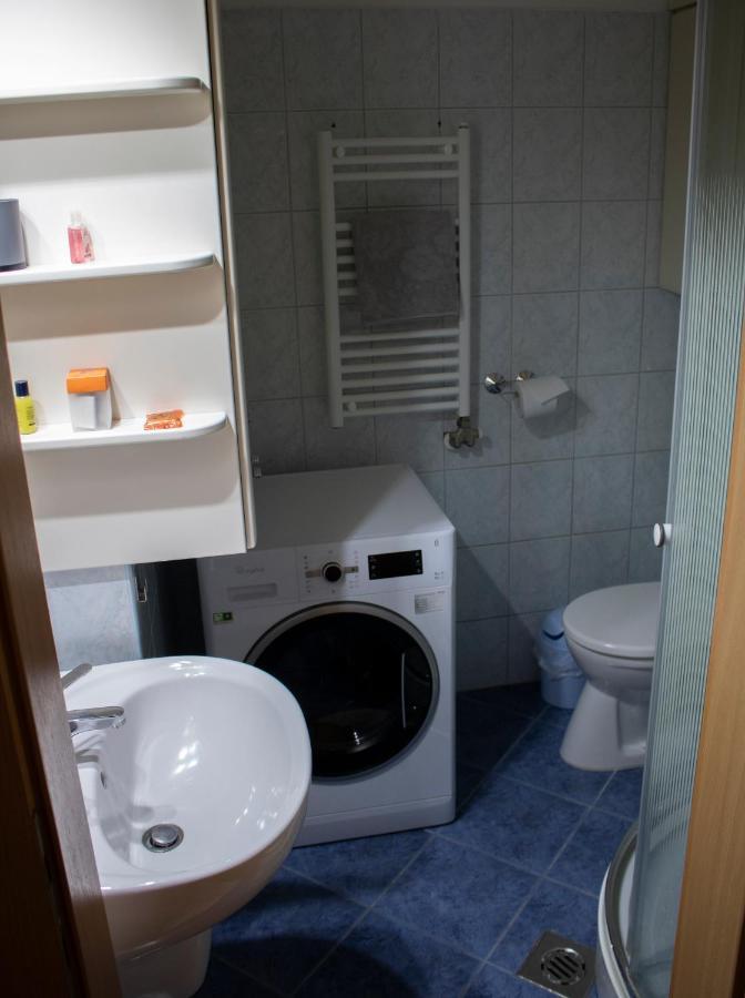Csalogány Apartman Apartamento Szekszárd Exterior foto