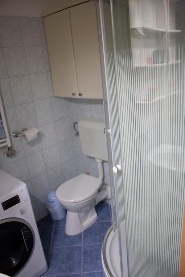 Csalogány Apartman Apartamento Szekszárd Exterior foto